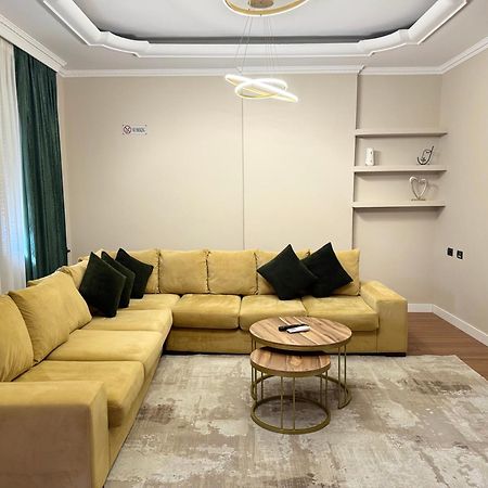 Golden Dublex Tirana Apartment Екстериор снимка