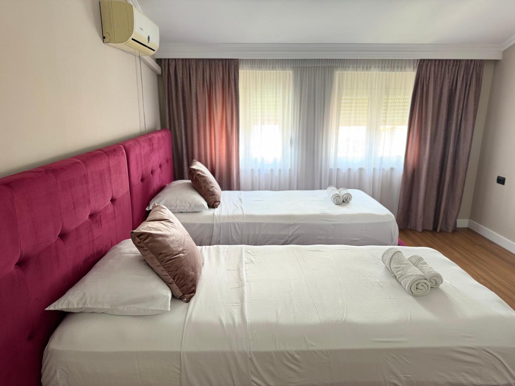 Golden Dublex Tirana Apartment Екстериор снимка