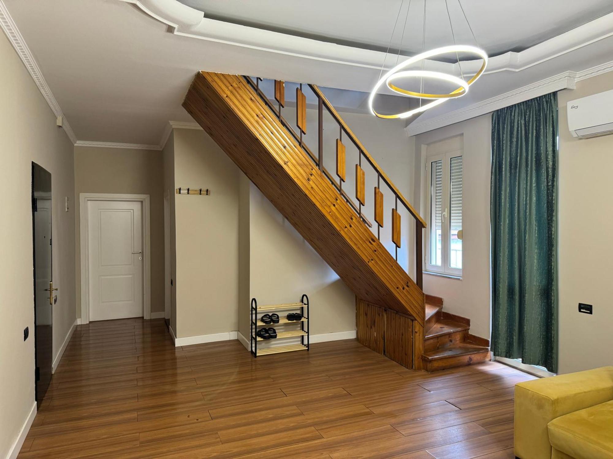 Golden Dublex Tirana Apartment Екстериор снимка