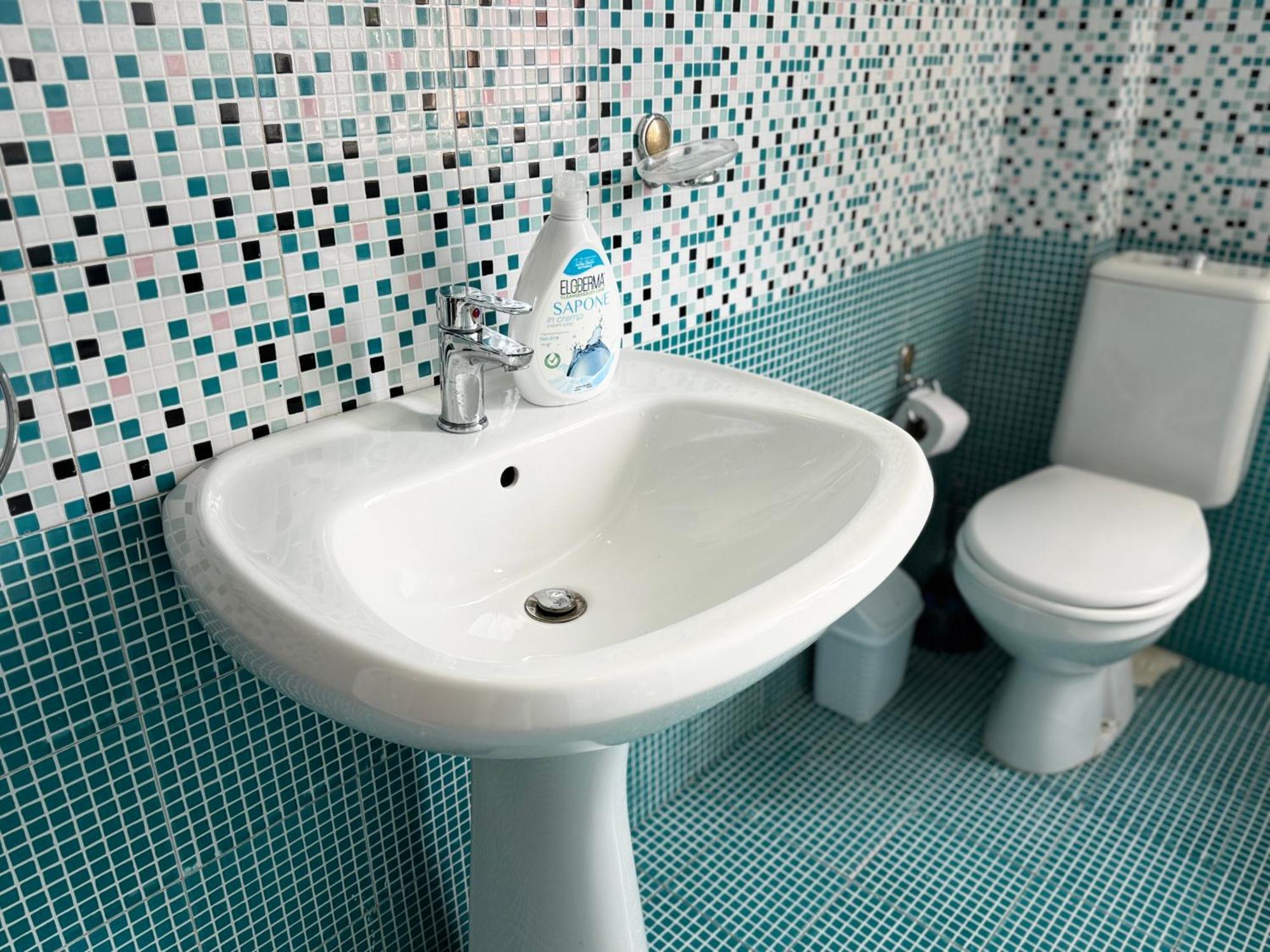 Golden Dublex Tirana Apartment Екстериор снимка